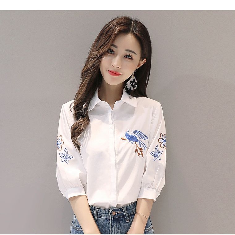Solid Color Cotton Embroidered Shirt for Women, Mid-Short Sleeves, 2026 Spring and Summer New Women's Clothing, White Shirt with a Unique Design, Niche Top