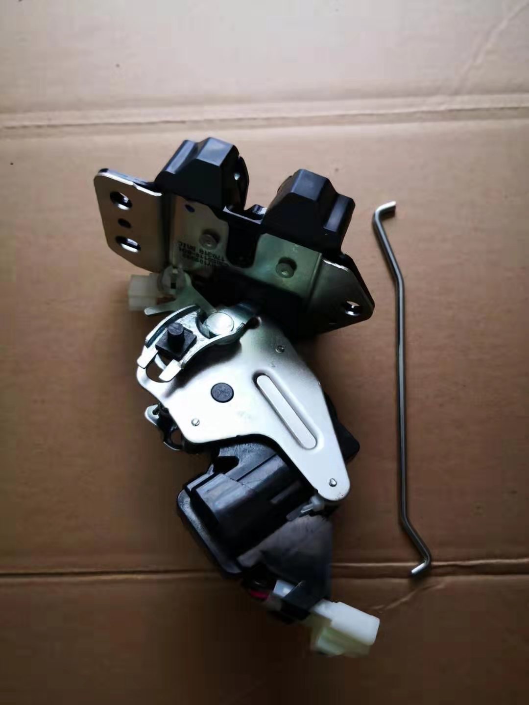 Adapt to the BSF H3H3F back door lock back door lock and lock accessories