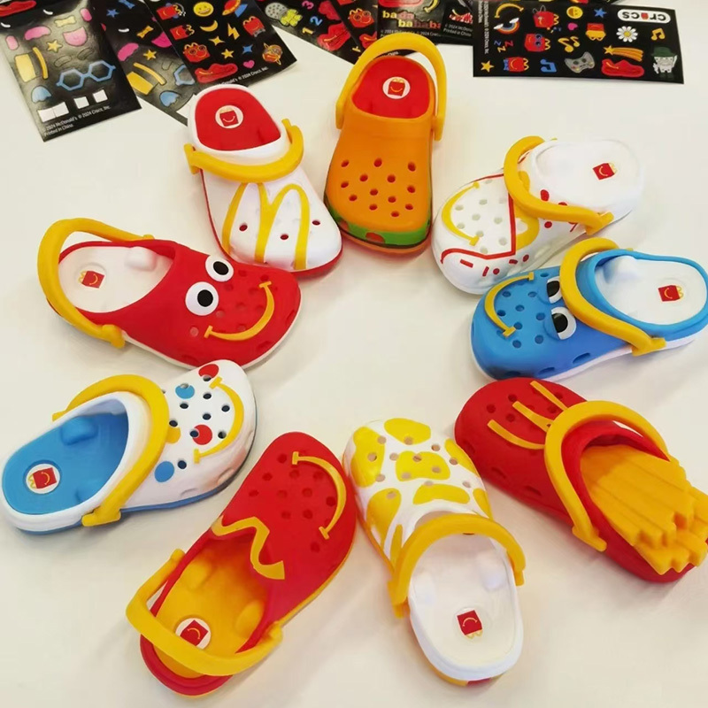 Mcdonald's Crocs Toy Slippers Mini Version Crocs Clogs Keychain Pendant Happy Meal Box Set Mcdonald's Crocs Toy Slippers Mini Version Crocs Clogs Keychain Pendant Happy Meal Box Set