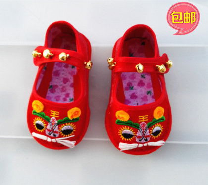 Hard sole baby tiger shoes hand thousand layers of children's cloth shoes age tiger shoes spring and autumn single shoes