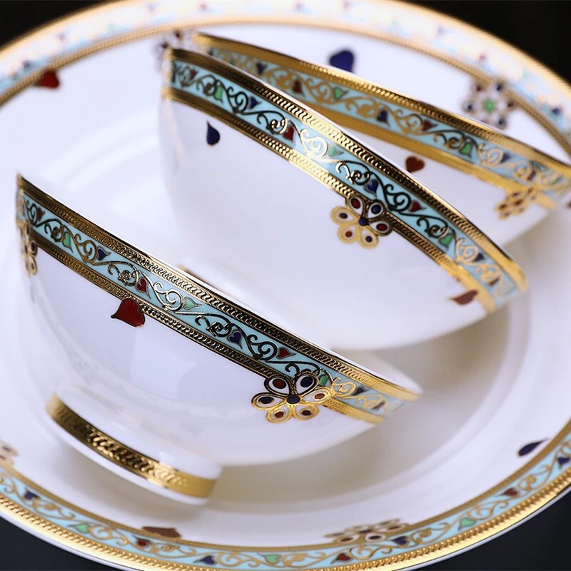 Jinqiutang Jingdezhen pottery relief bone china tableware set, court dishes, wedding gifts