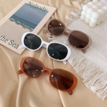White frame oval sunglasses anti-ultraviolet 21 years New Tide summer small face retro milk tea sun glasses women