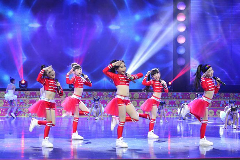 Trang phục múa jazz cho trẻ em trai và gái mới trang phục cổ vũ cho trẻ em váy múa alibaba cho bé