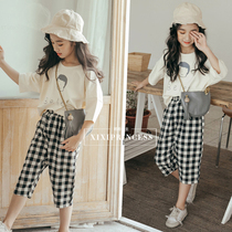 Childrens clothing girls summer suit 2020 new middle and large childrens cotton T-shirt plaid three-point pants 2-piece suit