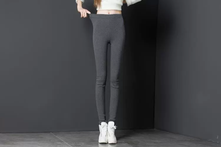 Chất liệu cotton cộng với chất liệu nhung dày bên ngoài mặc quần legging dài lưng cao quần ấm áp cao co giãn cỡ lớn chân dài