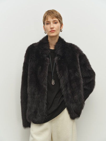 MSBEAST urban casual stand-up collar silhouette Tuscan straight fur one-piece jacket丨Rachel Xingge