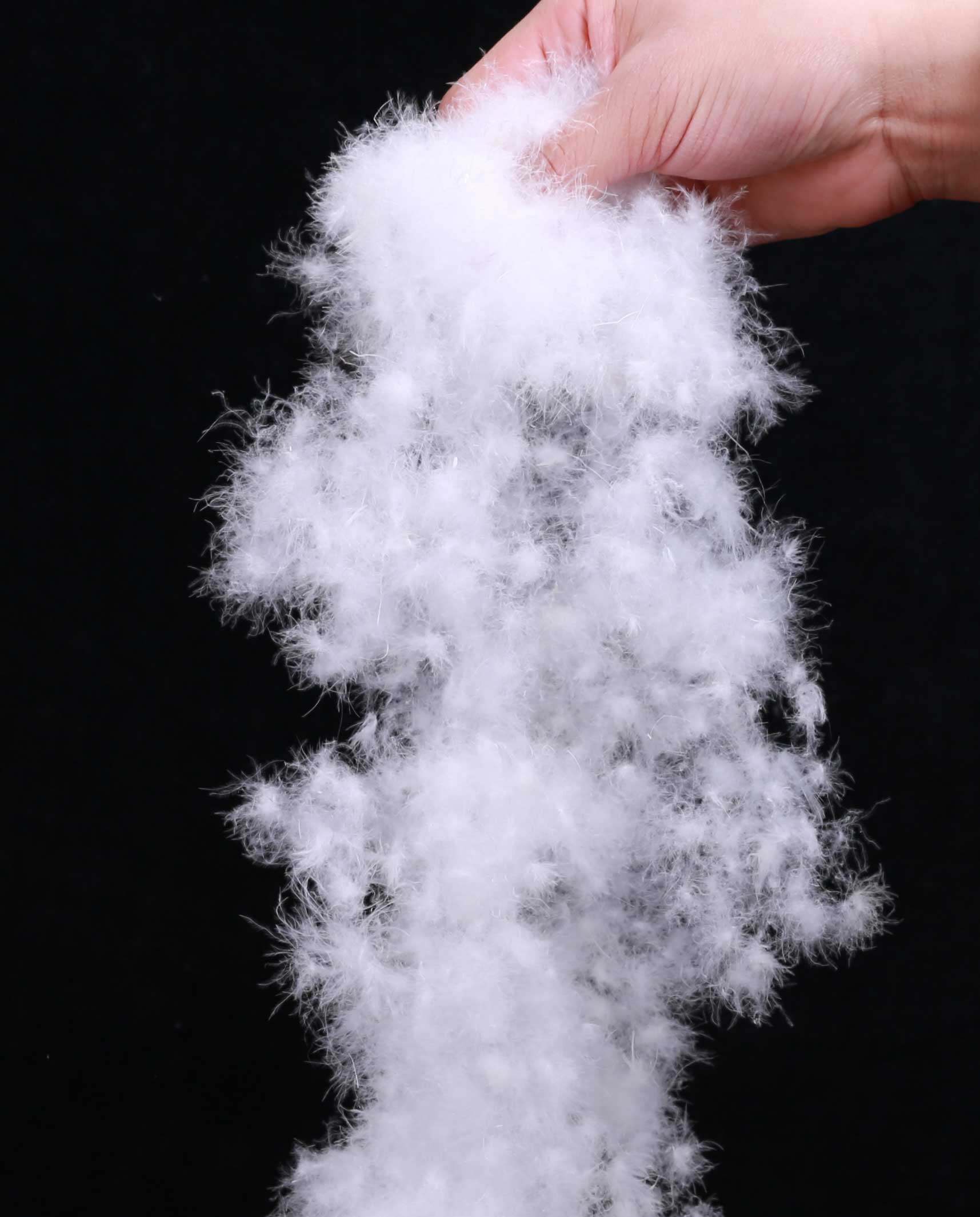 Bulk down duvet is filled with feather feedstock 95 large white velvet hanger