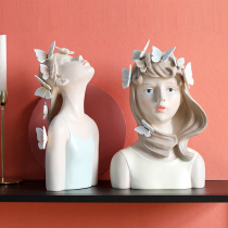 Wind Chanting Butterfly Teen Girl Look Up Girl Art Swing Creative Living Room Desktop Soft Adornment Light Lavish Resin