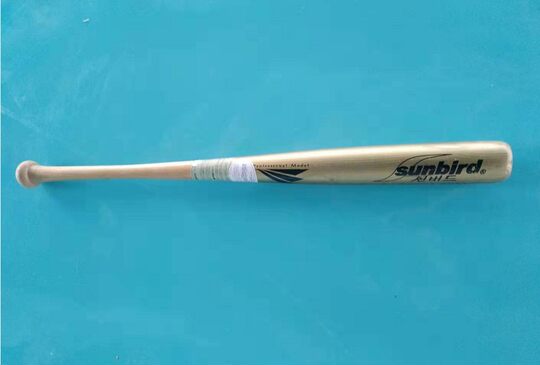 Double Eleven Clearance Special!! A variety of solid wood professional baseball bats, strong and elastic, professional grade