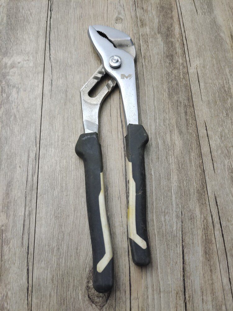 10 inch of the MAC water pump pliers