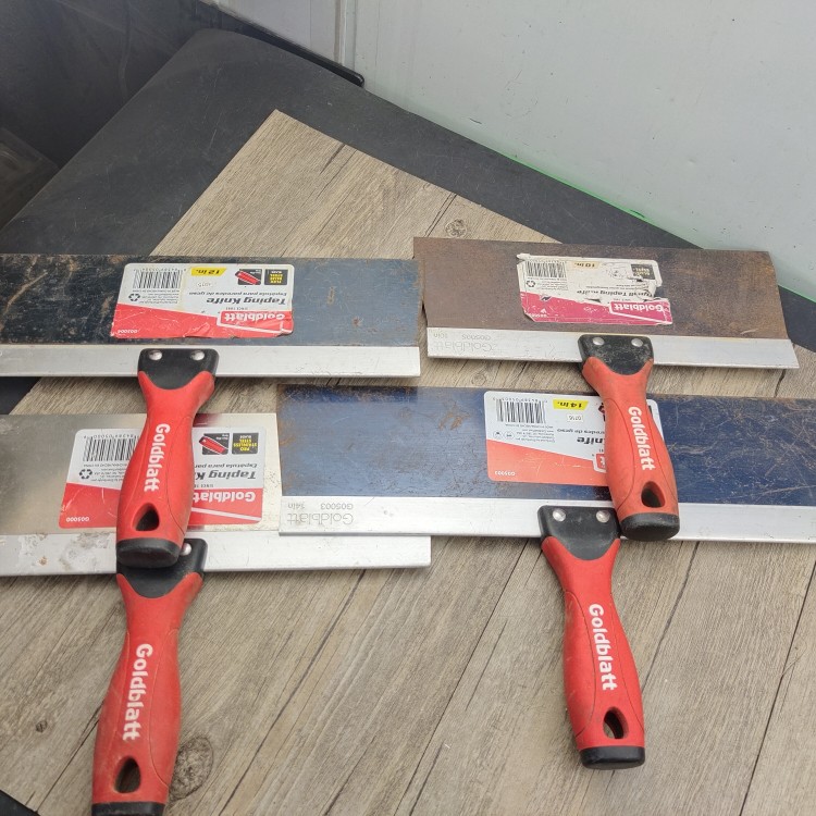 Goldblatt Gooseshovel Knife With Rust Handling Rust With Different Colors Random Handling Price Not Back
