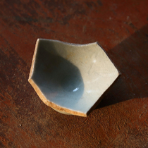 Northern Song Dynasty Hutian kiln shadow celadon bowl bottom porcelain fragment specimen Song Dynasty blue and white porcelain open slice caviar pattern porcelain specimen fragment