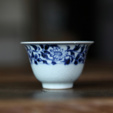чашка 非遗传承人手绘高仿元青花缠枝菊花纹苏麻离青料麻昌土主人杯杯子
