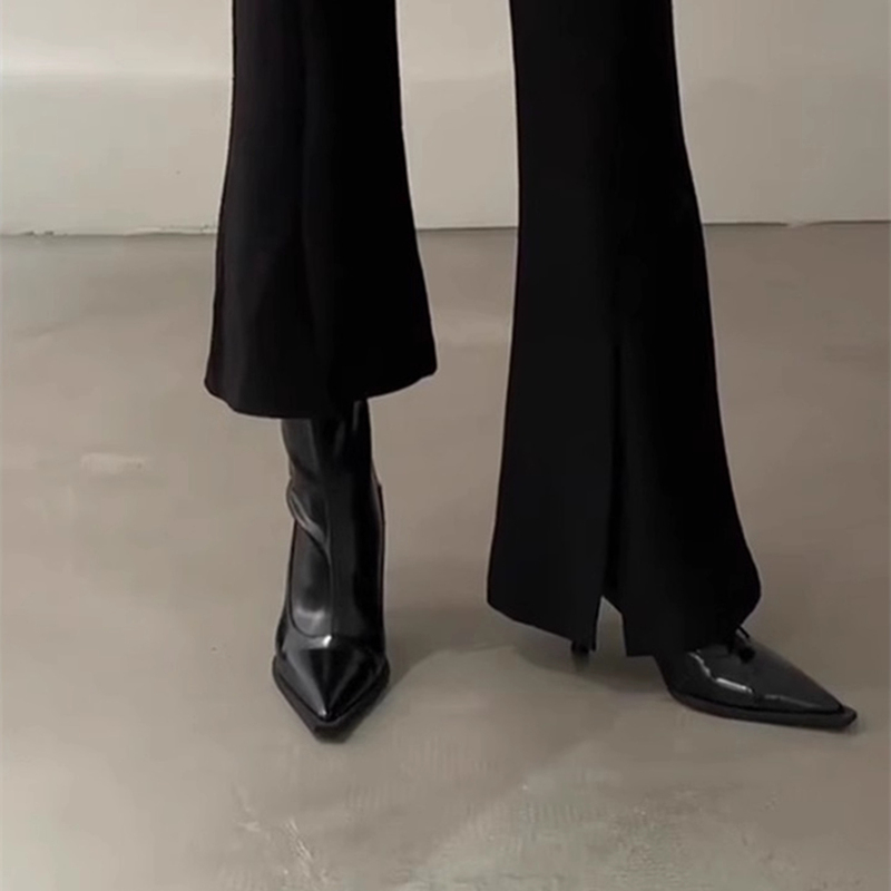 2025 New Style Super Pretty Pointed-Toe High-Heeled Shoes for Women, Autumn and Winter Short Boots, Elegant Stiletto Black Slim Boots, Fashion Boots