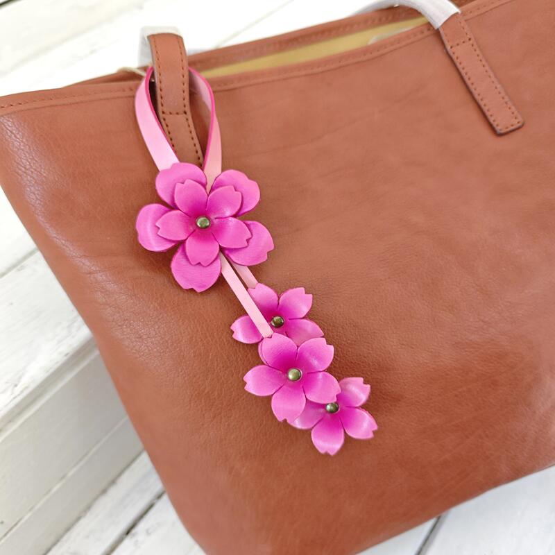 First-Layer Cowhide Cherry Blossom Flower Fresh Original Bag Pendant Car Pendant Handmade Stereo Cherry Blossom Flower Handbag