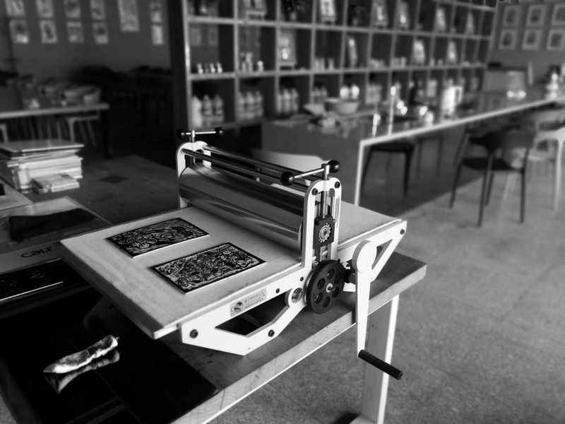 Portable Desktop Bh-80 (Four-Panel) 4K Printing Tool for Woodblock Prints, Direct Sales from the Manufacturer, Copper and Wood Plates