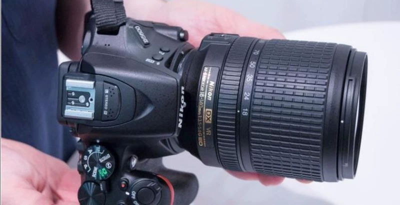 Máy ảnh DSLR độc lập với máy ảnh DSLR / Nikon D5600 không có ống kính Bảo hành toàn quốc - SLR kỹ thuật số chuyên nghiệp