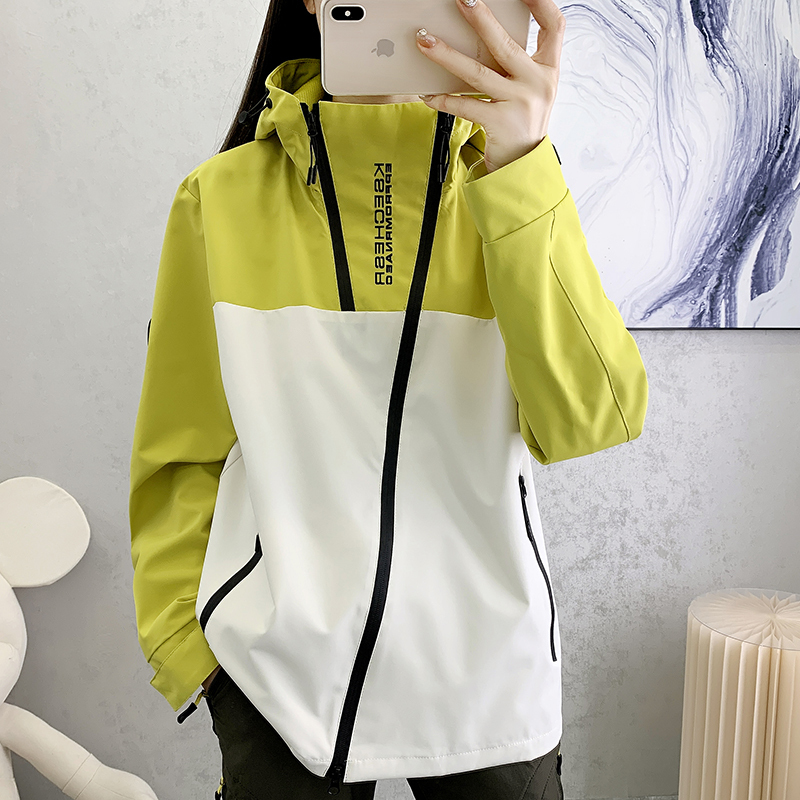 Women's Spring and Autumn Thin Windproof and Waterproof Jacket with Color-Blocking and Diagonal Zipper, Suitable for Travel and Hiking, Hooded Coat