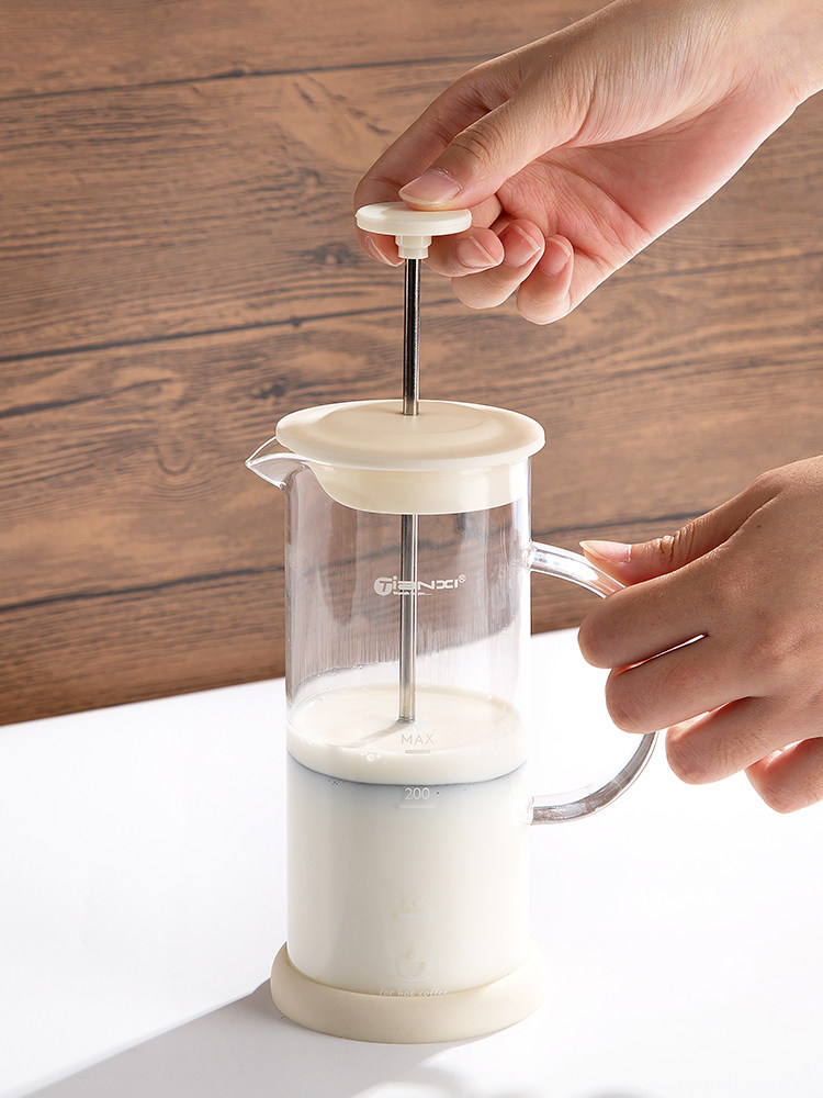 Tianxi milk foamer household manual milk foamer French filter press pot coffee milk hand-beating glass milk foaming cup electric