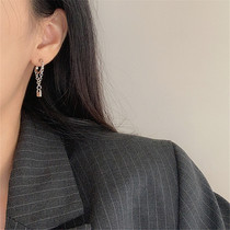 S925 silver pin locking head styling earrings South Korean temperament net red earrings 2021 New wave chain lukewarm