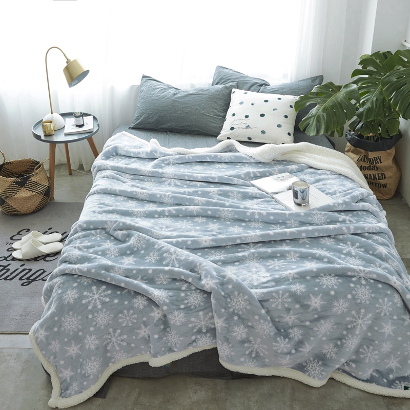 Miễn phí vận chuyển chăn san hô khuẩn cashmere văn phòng chăn ngủ nghỉ điều hòa không khí chăn chăn mền diy - Ném / Chăn chăn lông cừu 2 mặt