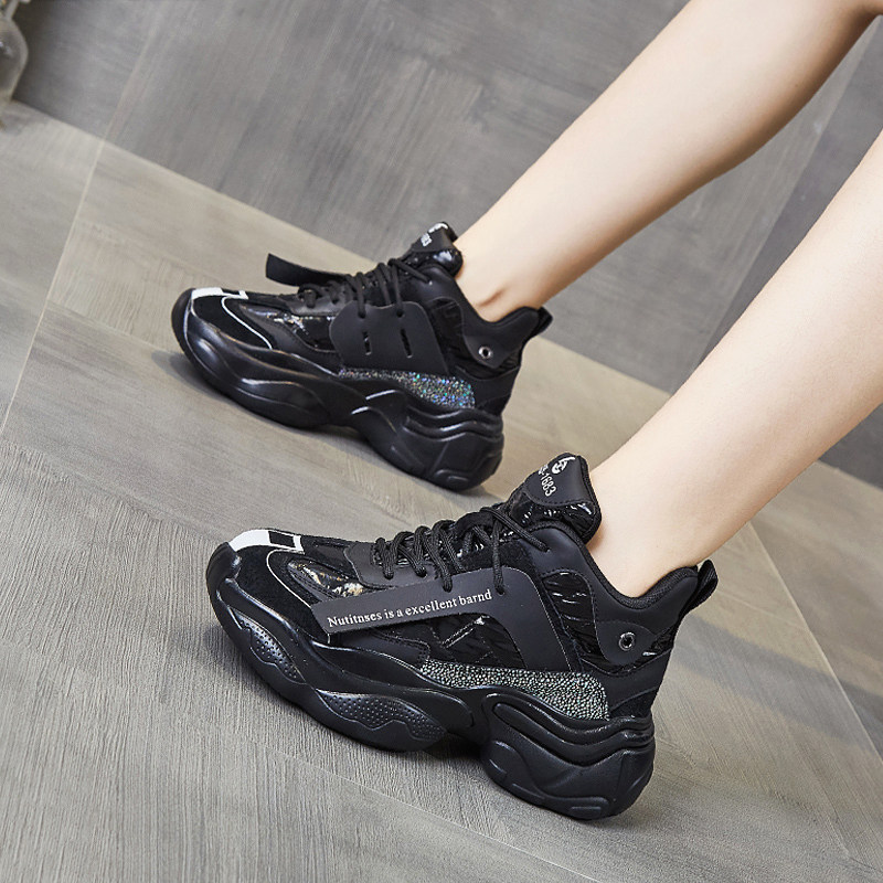 Fashion Trends Dispensers Recommend ~ Old Daddy Shoes Ins Chains Ultra Fire Genuine Leather Casual Sneakers Thick bottom heightening breathable