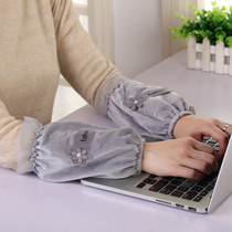 Autumn and winter mens and womens childrens anti-fouling sleeves Student short sleeves Cute cartoon bear childrens baby sleeves