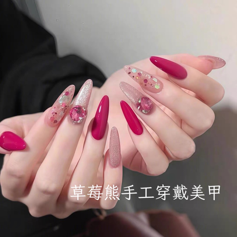 Handmade Nail Art New Style for Hot Girls, Brightening Complexion, High-End Rose Red Manicure, Sweet and Cool Style, Sparkling Cat Eye Diamond Ball Nails Handmade Nail Art New Style for Hot Girls, Brightening Complexion, High-End Rose Red Manicure, Sweet and Cool Style, Sparkling Cat Eye Diamond Ball Nails