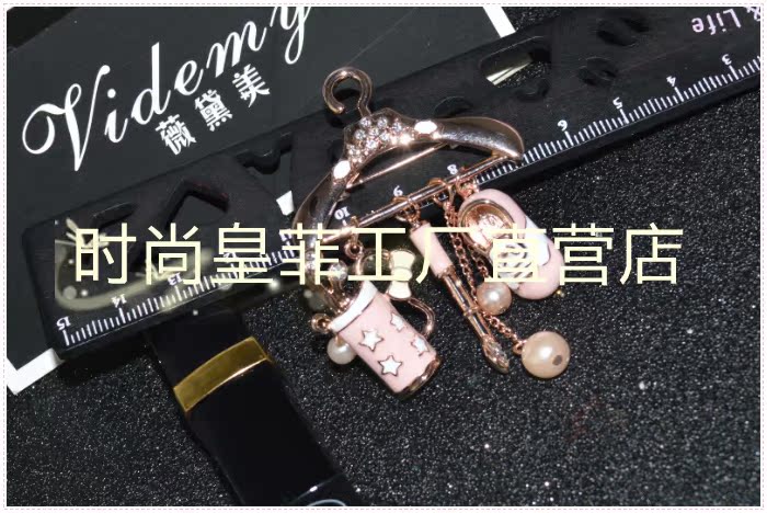 Cô gái quyến rũ móc áo thời trang phụ kiện trang sức Hàn Quốc pha lê cổ áo pin khóa huy hiệu trâm cài - Trâm cài cài áo vest
