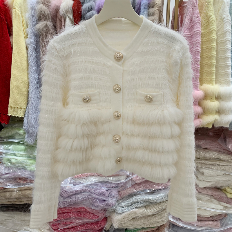 2026 Autumn and Winter New Style Chanel-Style Fox Fur Spliced Knitted Fur Sweater Jacket Short Style for Women French Elegance 2026 Autumn and Winter New Style Chanel-Style Fox Fur Spliced Knitted Fur Sweater Jacket Short Style for Women French Elegance