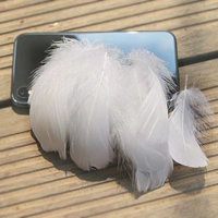 Около 100 пакетов белого белого