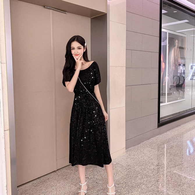 VK旗艦店 韓系復古蝙蝠袖顯瘦后背交叉露背短袖洋裝