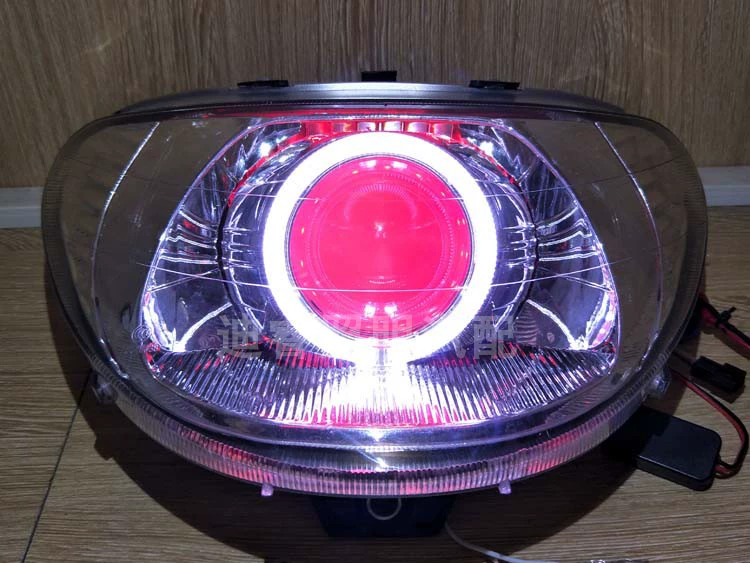 Bạn Yue WH100 đèn pha chỉnh sửa mắt thiên thần xe máy xenon đèn quỷ mắt cá q5 đèn pha đôi - Đèn HID xe máy