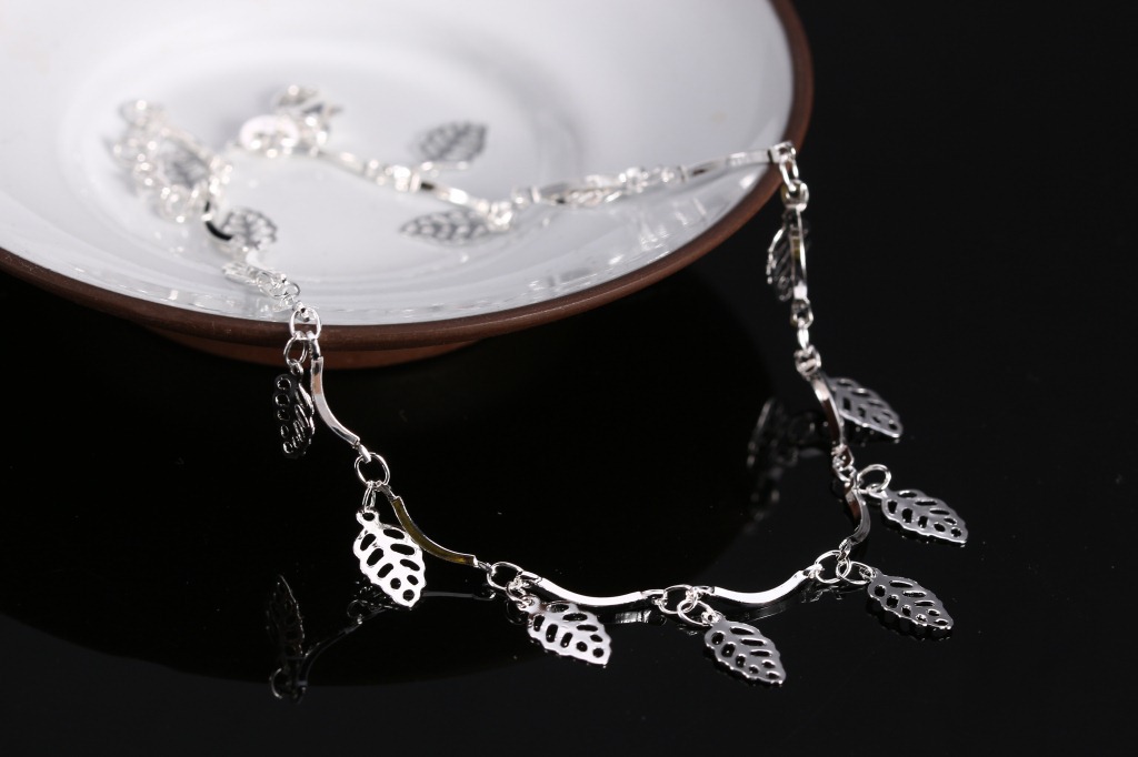 S925 sterling silver vòng chân Hàn Quốc thời trang chuông đơn giản vòng chân nữ trang sức bạc năm nay sợi dây màu đỏ vòng chân