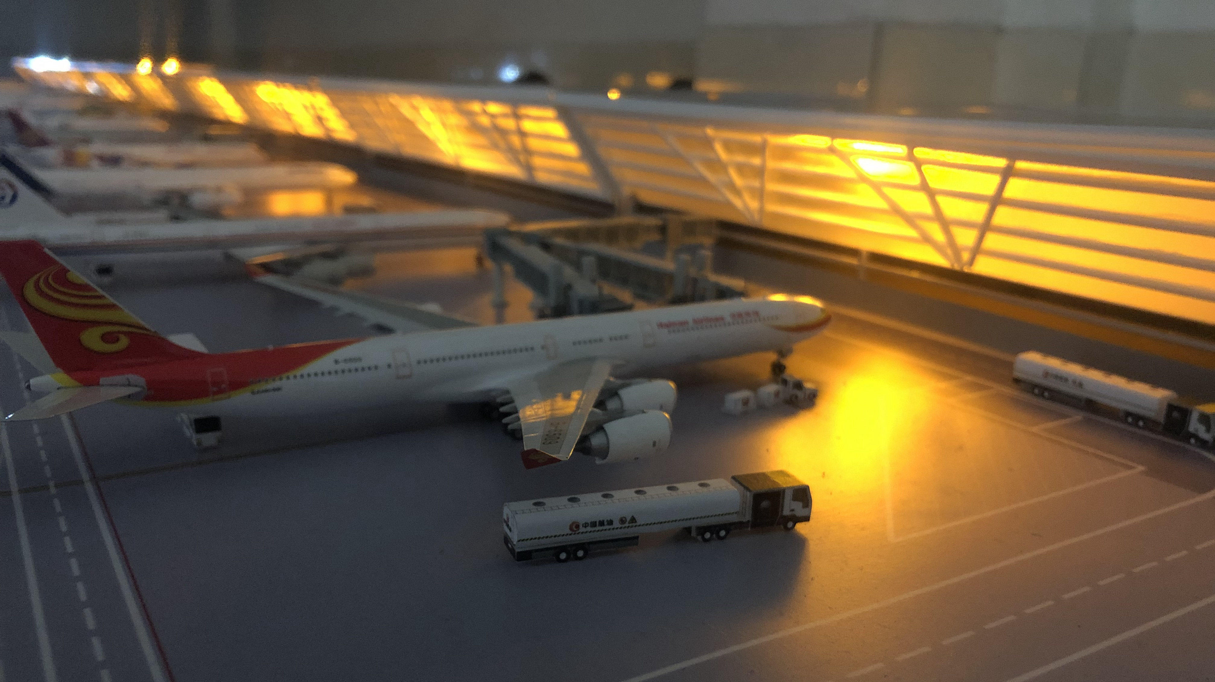 Airport Terminal Building Model Flying Airport Toy Airliner Construction Model Aviation International Airport Terminal