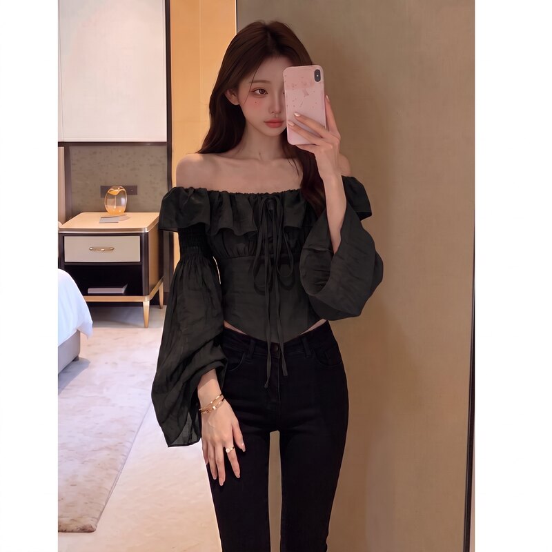 Early Autumn Korean-Style Design Off-Shoulder Ruffle Top for Women, Black Lace-Up Waist-Cinching Slim-Fit Figure-Flattering Hot Girl Style Early Autumn Korean-Style Design Off-Shoulder Ruffle Top for Women, Black Lace-Up Waist-Cinching Slim-Fit Figure-Flattering Hot Girl Style
