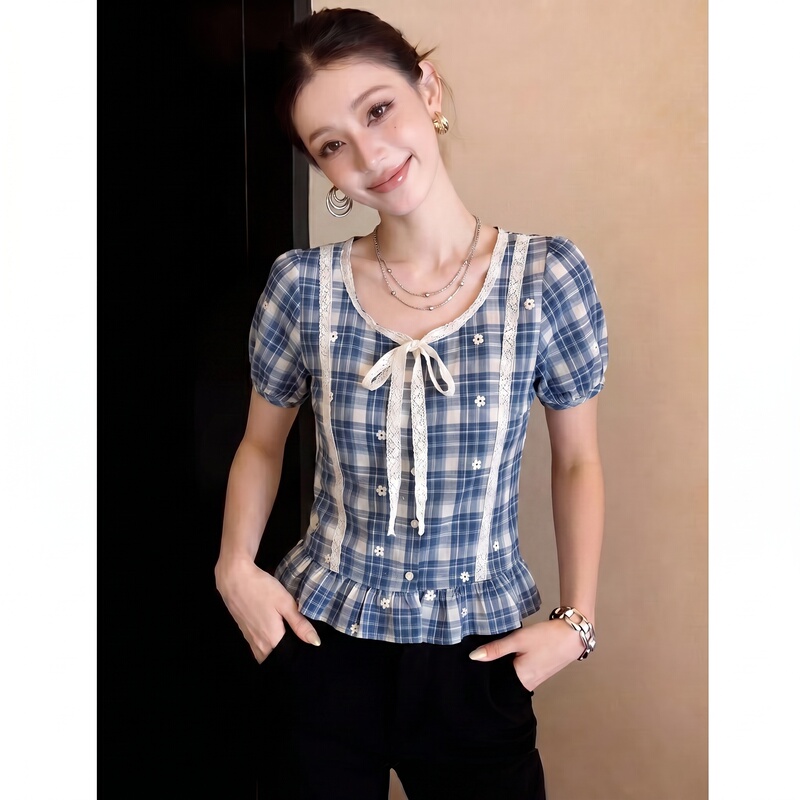 Korean Style Commuter Style Blue Short-Sleeved Plaid Shirt for Women in Summer with Lace Splicing, Waist Slimming, Age-Reducing, Versatile Top Korean Style Commuter Style Blue Short-Sleeved Plaid Shirt for Women in Summer with Lace Splicing, Waist Slimming, Age-Reducing, Versatile Top
