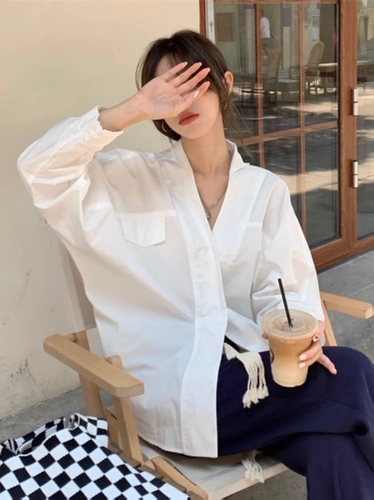 Белая дизайнерская рубашка для отдыха, V-образный вырез, свободный крой, осенняя, стиль