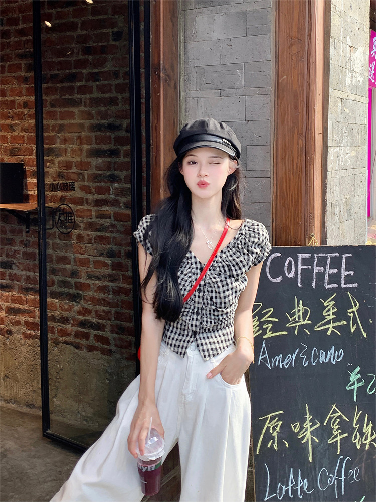 레트로 흑인과 백인 체크무늬 민소매 여성 셔츠 여름 새로운 디자인 센스 작은 대중 V넥 몸매 가꾸기 슬림해 보이는 쇼트 스타일 맨위 상세 이미지 15