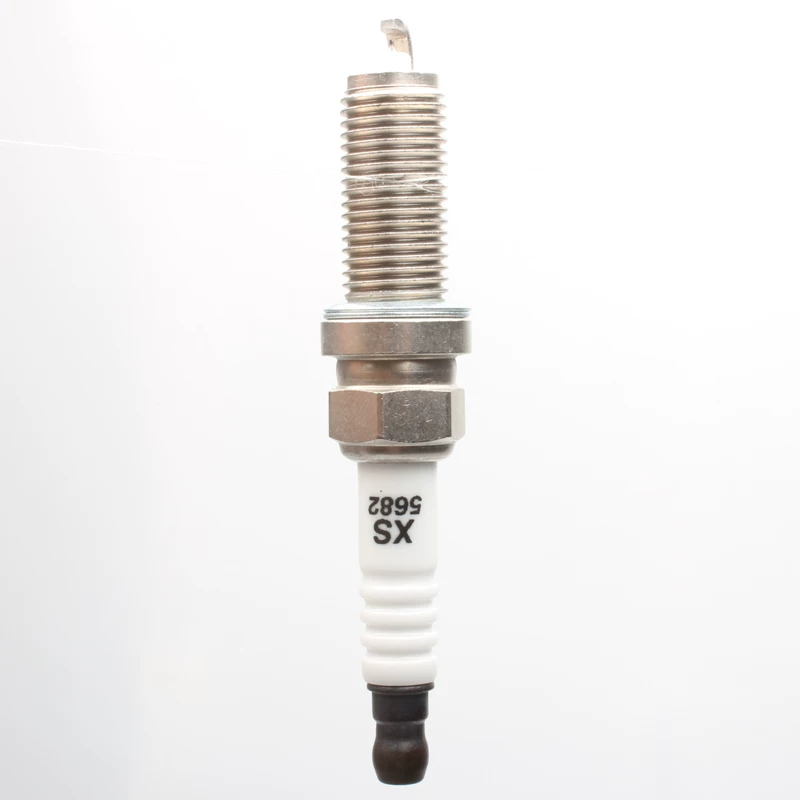 Подходит для Toyota Ralink, Yaris, RAV4 Forester, свечи зажигания иридиевые Autolite