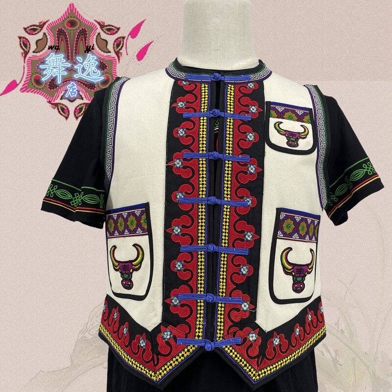 Minority dance performance embroidered vest Yi new mandarin jacket Canvas bull head vest Miao life clothing