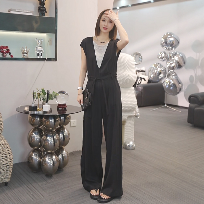 Xivi【Black Sequin Silver Badge】2026 Summer New Sleeveless Waist-Cinching Linen Jumpsuit M3392