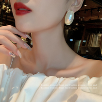 The socialite Net celebrity temperament oval pearl big earrings Korean advanced sense atmospheric exaggerated earrings female
