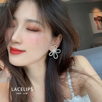 LACELIPS socialite Net red temperament pearl flower earrings 2020 New Tide Korean temperament fashion earrings