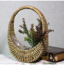 Pastoral series hand-woven straw flower basket portable flower basket curved moon-shaped home window decoration hanging basket storage