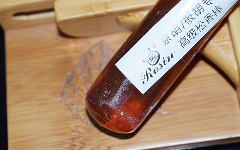 Jinghu thanh rosin đặc biệt cao cấp điểm cháy rosin tấm Hu Erhu chuỗi cũ rosin thanh nhạc cụ phụ kiện - Phụ kiện nhạc cụ phụ kiện trống jazz