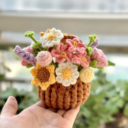 Crochet small flower basket car pendant diy handmade wool bouquet hand crocheted rose eternal flower gift