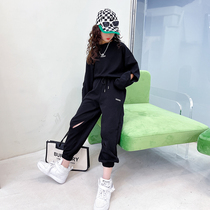 Girl Design Sense Suit 2022 new spring and autumn CUHK Tong Han Fan Short Breaking Hole Tide and Trendy Two Sets Tide