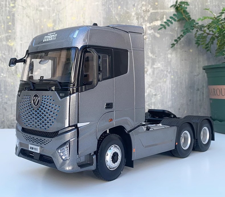 1:24 Original Foton Auman Galaxy Tractor Truck Head Est Truck Model Alloy Truck Model 1:24 Original Foton Auman Galaxy Tractor Truck Head Est Truck Model Alloy Truck Model