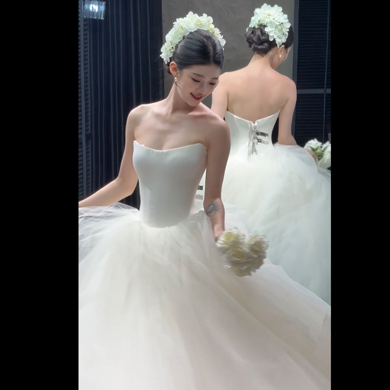 French-Style Strapless Light Wedding Dress for Brides 2026 New Model Petite French High-Quality Simple Reception Dress